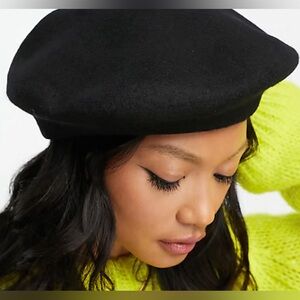 Totes Wool Blend French Beret Classic Timeless Hat Black Unisex One Size